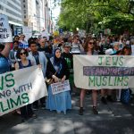 Americans March to Counter Hate Group, Support Muslims - About Islam