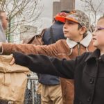 American Muslim Community Hands Out Free Lunches