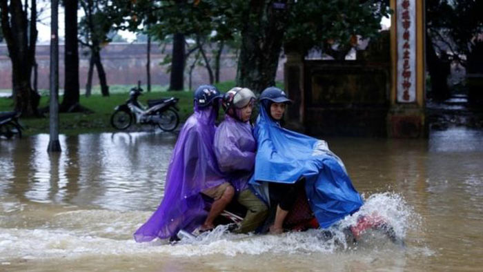 Typhoon Damrey kills dozens in Southeast Asia