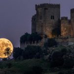 World Sees Full Cold Supermoon