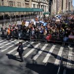 Hundreds of Thousand Americans March for Gun Control