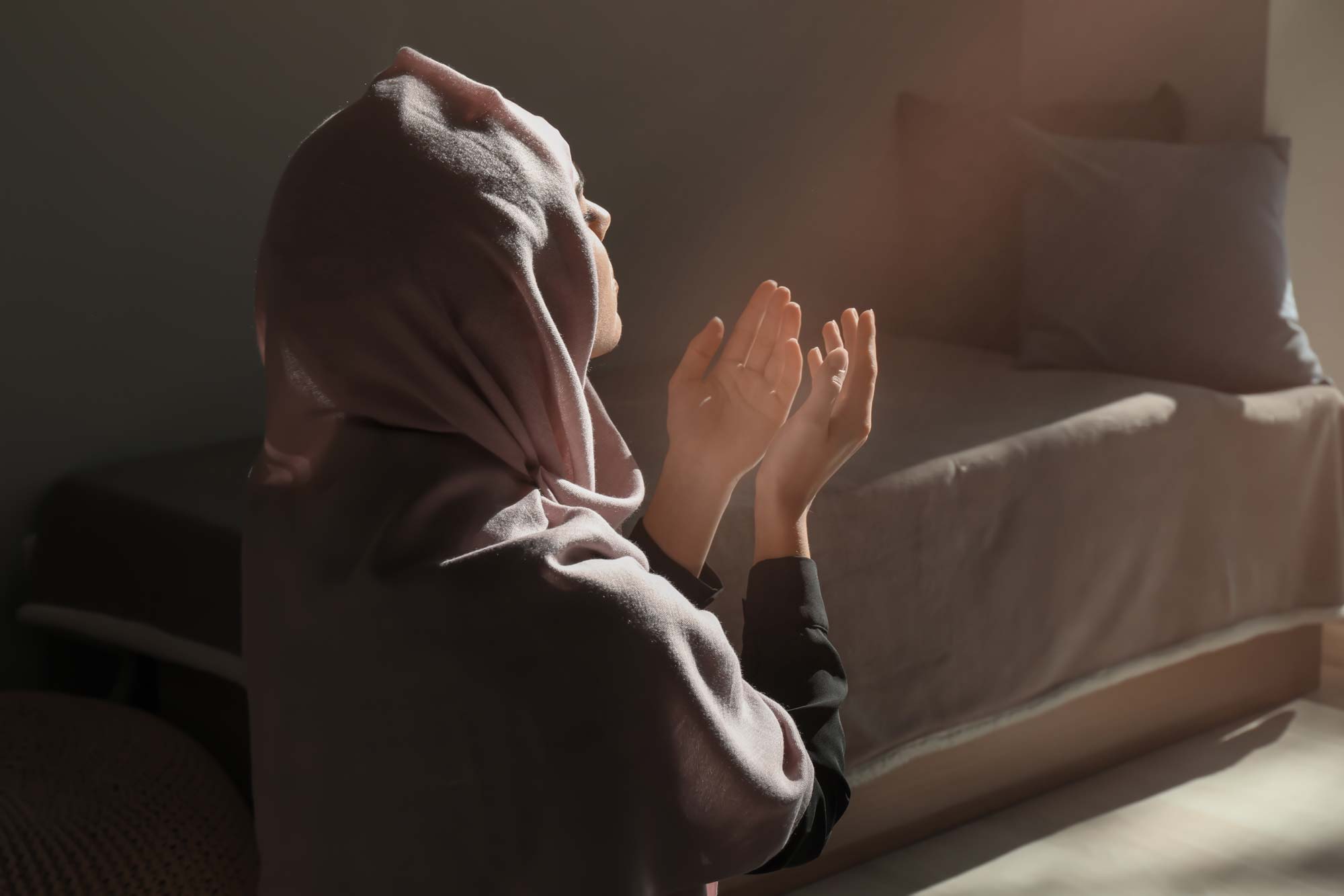 Mom Keeps Asking Me to Pray But I Refuse - About Islam