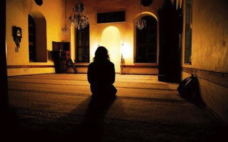 Last Days of Ramadan - Seek Solitude at its End