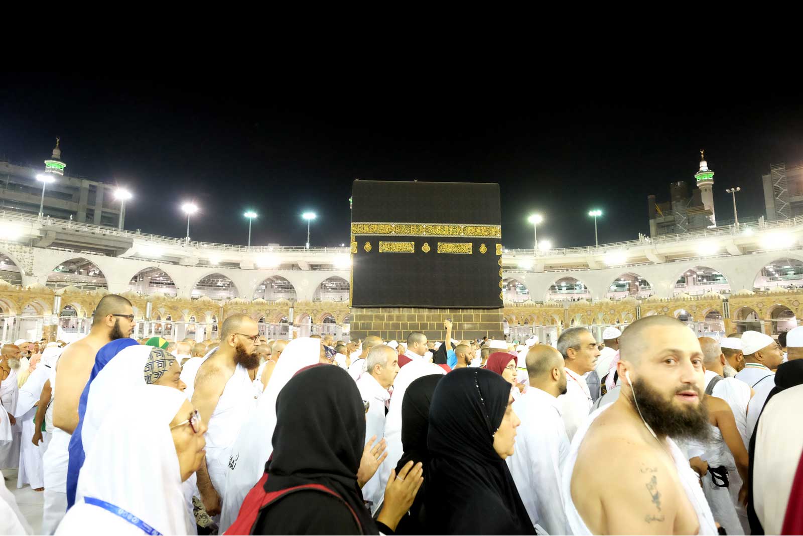 Is Hajj Invalidated by Lying About Mahram Relation?