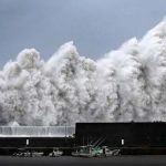 Japan Hit by Strongest Typhoon in 25 Years - About Islam