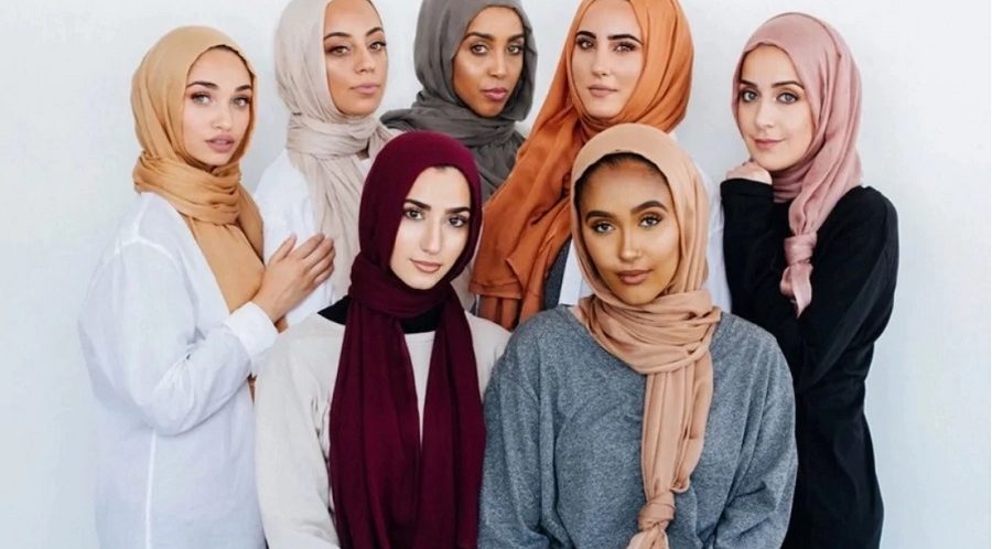 Hijab Styles for Every Face Shape (Watch)