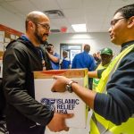 Muslims Help TSA Employees - About Islam