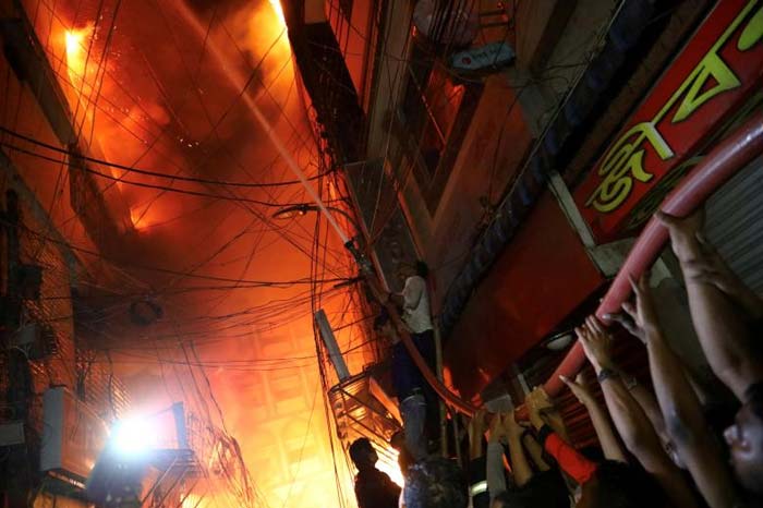 Deadly Fire Rips through Bangladesh Neighborhood