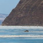 Stunning Photos of Cars Taking Short-cut Across Icy River in Siberia - About Islam