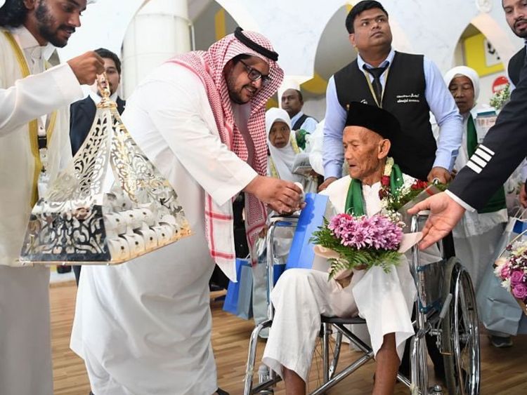oldest person performing Hajj