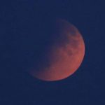 From Australia to UK, People Enjoy Half Blood-Moon Eclipse - About Islam