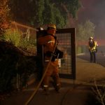 Fast-moving California Wildfires Force Thousands to Flee - About Islam