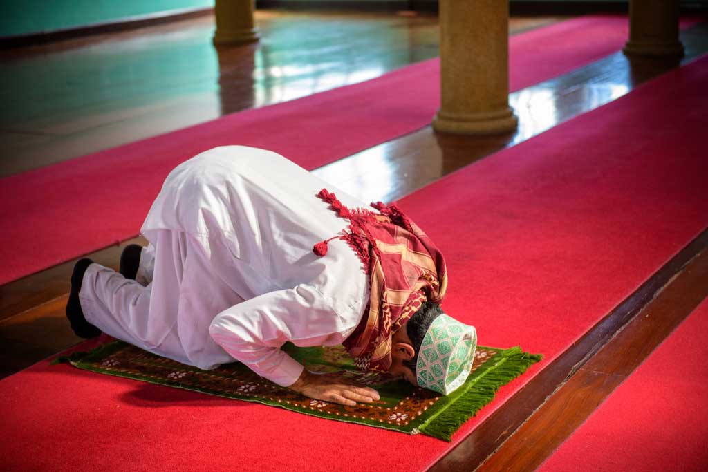 Everyday Duaa vs. Quranic Duaa in Sujud: Which Is Correct?
