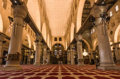 Are Rewards Multiplied for Praying at Border of Al-Aqsa Mosque?